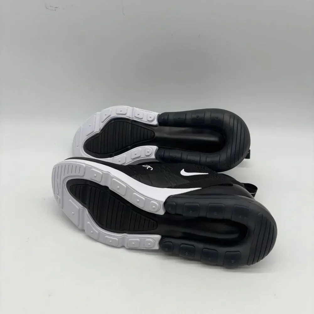Nike Sneakers in Black